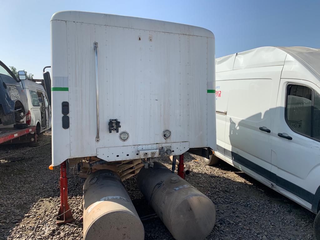 VIDRIO Freightliner CL120 2009  USADO  EN DESARME